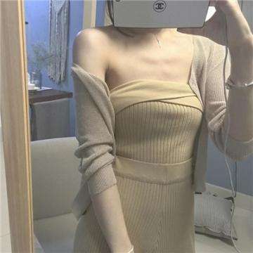情随风去了无痕